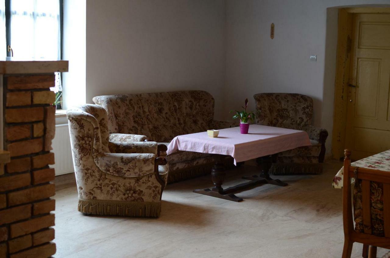 فندق Gerecse Vendeghaz Sutto المظهر الخارجي الصورة